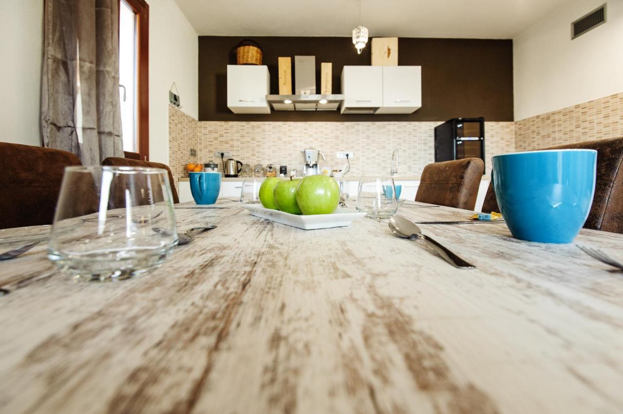 Ricocco Bed & Breakfast Castelsardo Bagian luar foto
